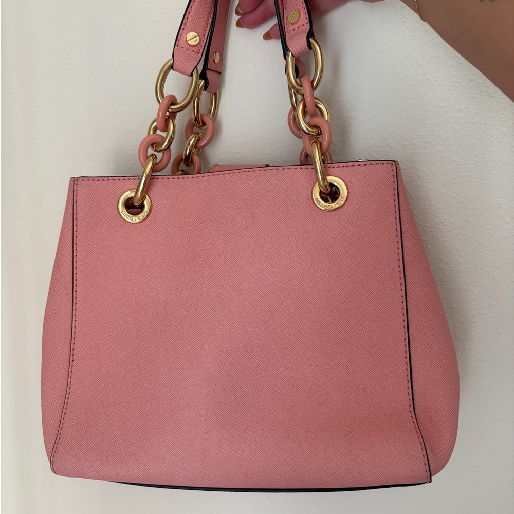LIKE NEW- Michael Kors Pink Shoulder Bag with Gold Accents - Picture 3 of 12